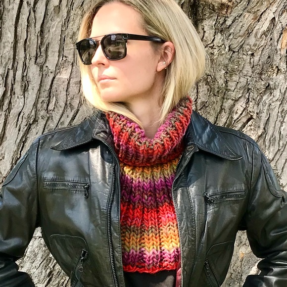 Handmade Turtleneck Style Caplet Scarf Shawl Shrug (K15-11H) - Picture 4 of 7